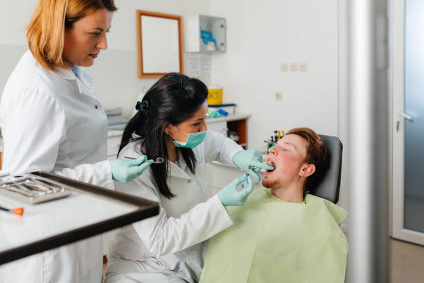 Best Walk-In Emergency Dentist in Mcdonald, OH
